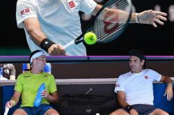 亚博体育-关于费德勒在巴塞罗那比赛中势不可挡，大胜引发热议！的信息